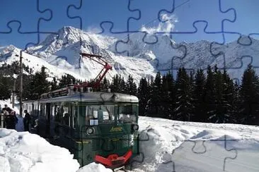 Train dans la neige