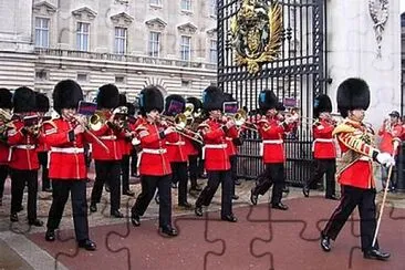 ROYAL GUARDS jigsaw puzzle