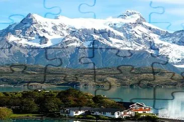 Hostal en Torres del Paine. jigsaw puzzle