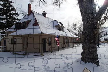 פאזל של Original Fort Yellowstone Guardhouse