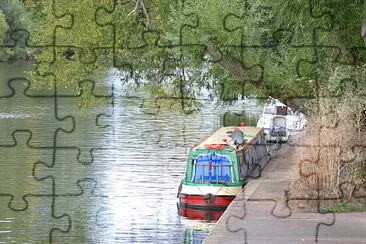 still waters in Cotswolds jigsaw puzzle