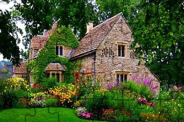 Casa con jardin jigsaw puzzle