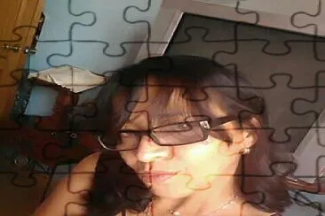 r jigsaw puzzle