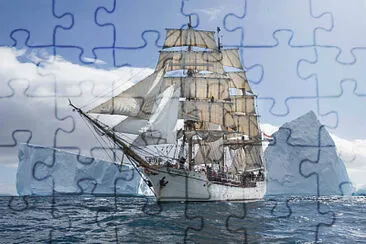 Adventurer Sails to Antarctica on 100-year-old Shi jigsaw puzzle