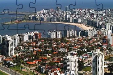 Playa Pocitos-Vista aÃ©rea jigsaw puzzle