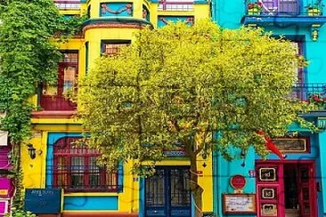 colorful houses1