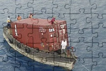 smallest-container-ship jigsaw puzzle