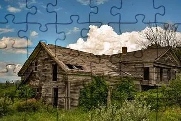 Old house jigsaw puzzle