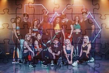 פאזל של NOW UNITED - ParanÃ¡