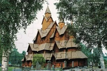 Eglise en bois debout d 'Heddal, Norvege jigsaw puzzle