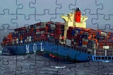 MOL containership