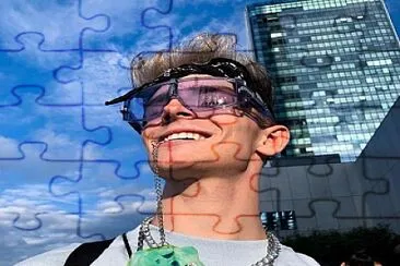 Aqaaaa jigsaw puzzle