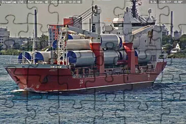 פאזל של  "saltie " m/v Josef with wind mill tubes