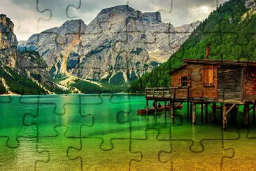 lago de Braies-Italia jigsaw puzzle