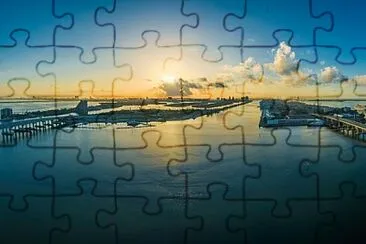 Toy jigsaw puzzle