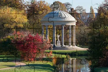 Temple de l 'amour, parc du chateau de versailles jigsaw puzzle