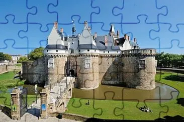 Château des Ducs de Bretagne jigsaw puzzle