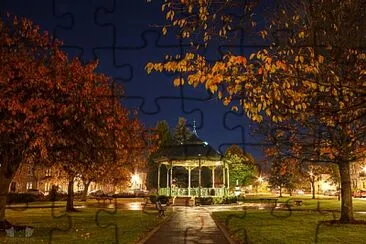 Autumn night jigsaw puzzle