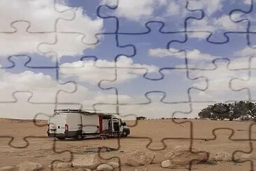 van in desert jigsaw puzzle