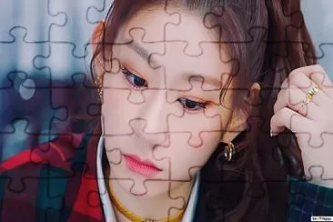 Chaeryeong Wannabe jigsaw puzzle