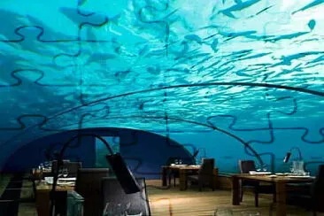 Undersea restaurant