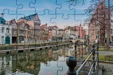 Toy jigsaw puzzle