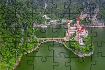 Toy jigsaw puzzle