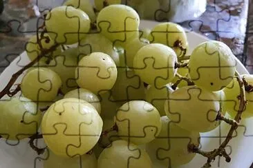 green grapes jigsaw puzzle