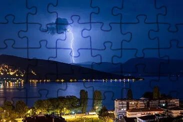 Toy jigsaw puzzle