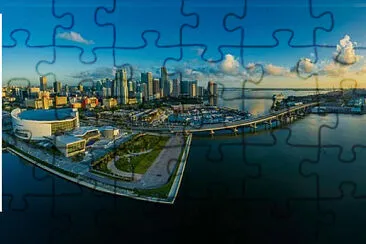 Toy jigsaw puzzle