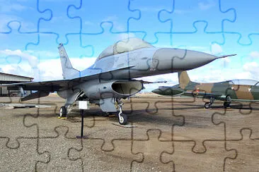 Dynamics F-16 Fighting Falcon jigsaw puzzle