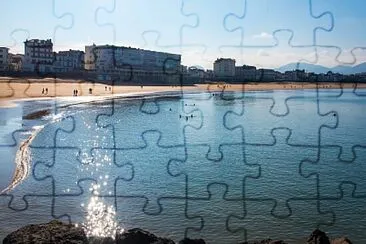 Saint Jean de Luz la plage 230123 jigsaw puzzle