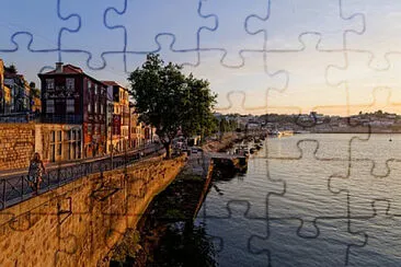 Toy jigsaw puzzle