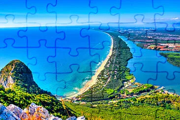 Toy jigsaw puzzle