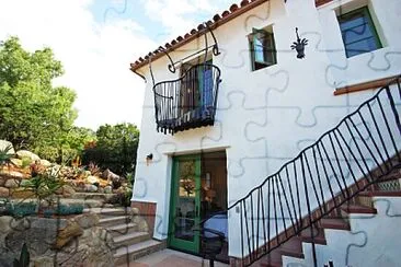 House jigsaw puzzle