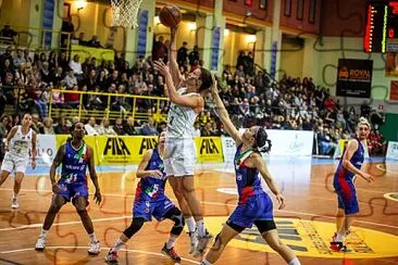 partita di pallacanestro