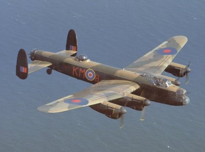 bombardero avro_lancaster