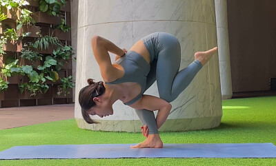 פאזל של Yoga