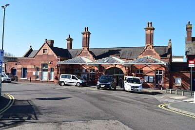 Kettering station