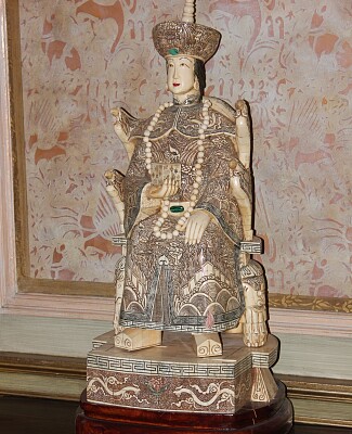 Chinese sculpture, Casaloma