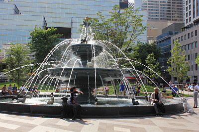 Berczy Park fountain