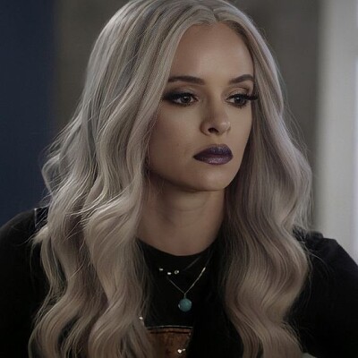 Killer Frost jigsaw puzzle