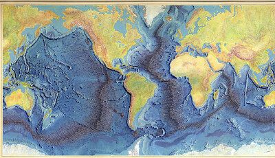 Vintage World Ocean Floor Map (1977)