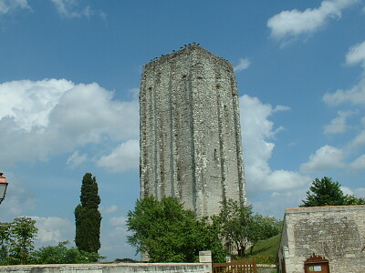 La Tour Carrée