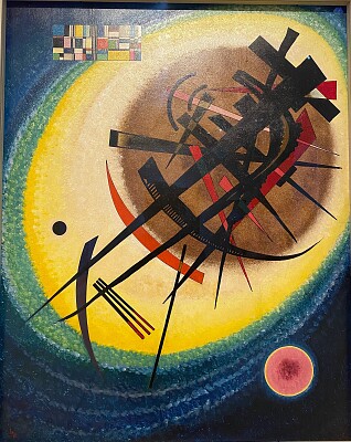 Kandinsky dans l 'ovale clair