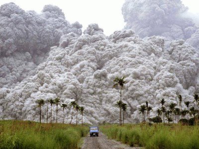 Eruption of mt pinatubo-Philippines