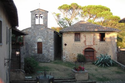 Cortile del Castello di Belogaio