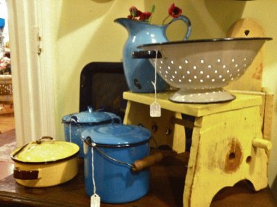 enamel cooking tins