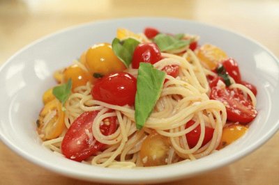 fresh tomato pasta