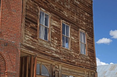 ghost town saloon exterior